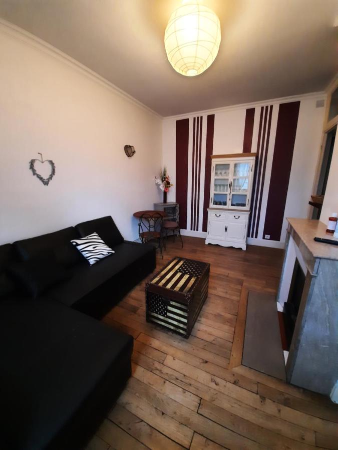 Joli Appartement Meuble Paray-le-Monial Exterior photo